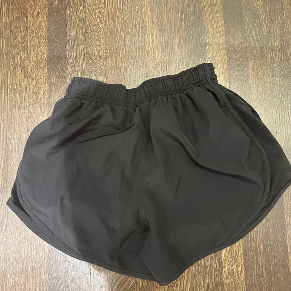 Black Nike Tempo Women's Brief-Lined Running Shorts - Picture 2 of 3